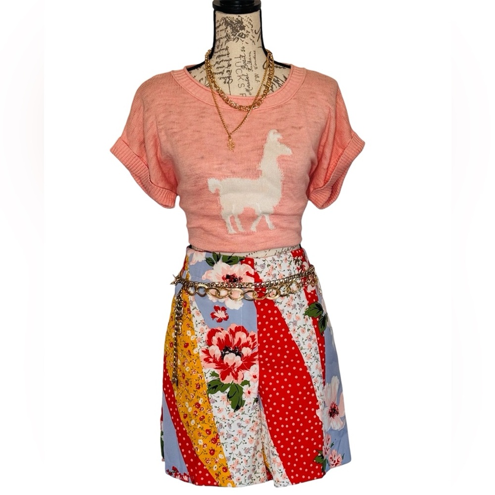 7th Avenue New York & Company Women's Floral Maddie Shorts Size 12